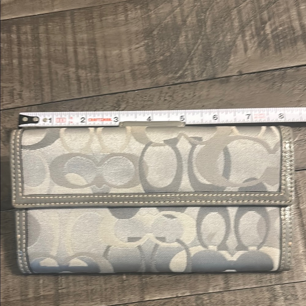 Coach Signature Pattern Wallet - Picture 2 of 5